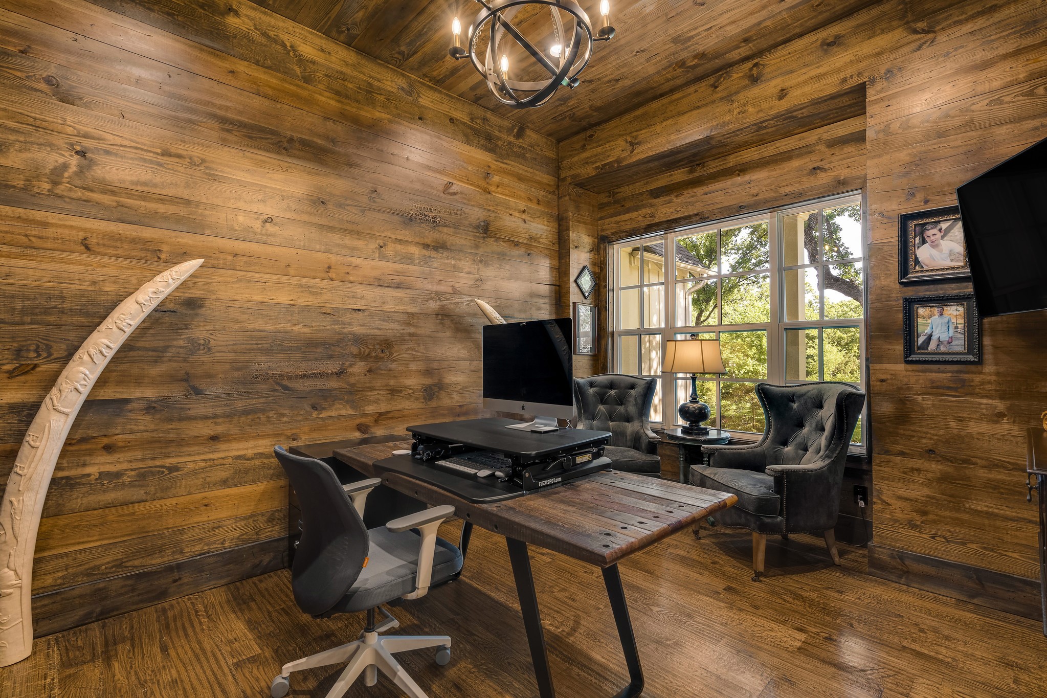 901 Thornridge Circle