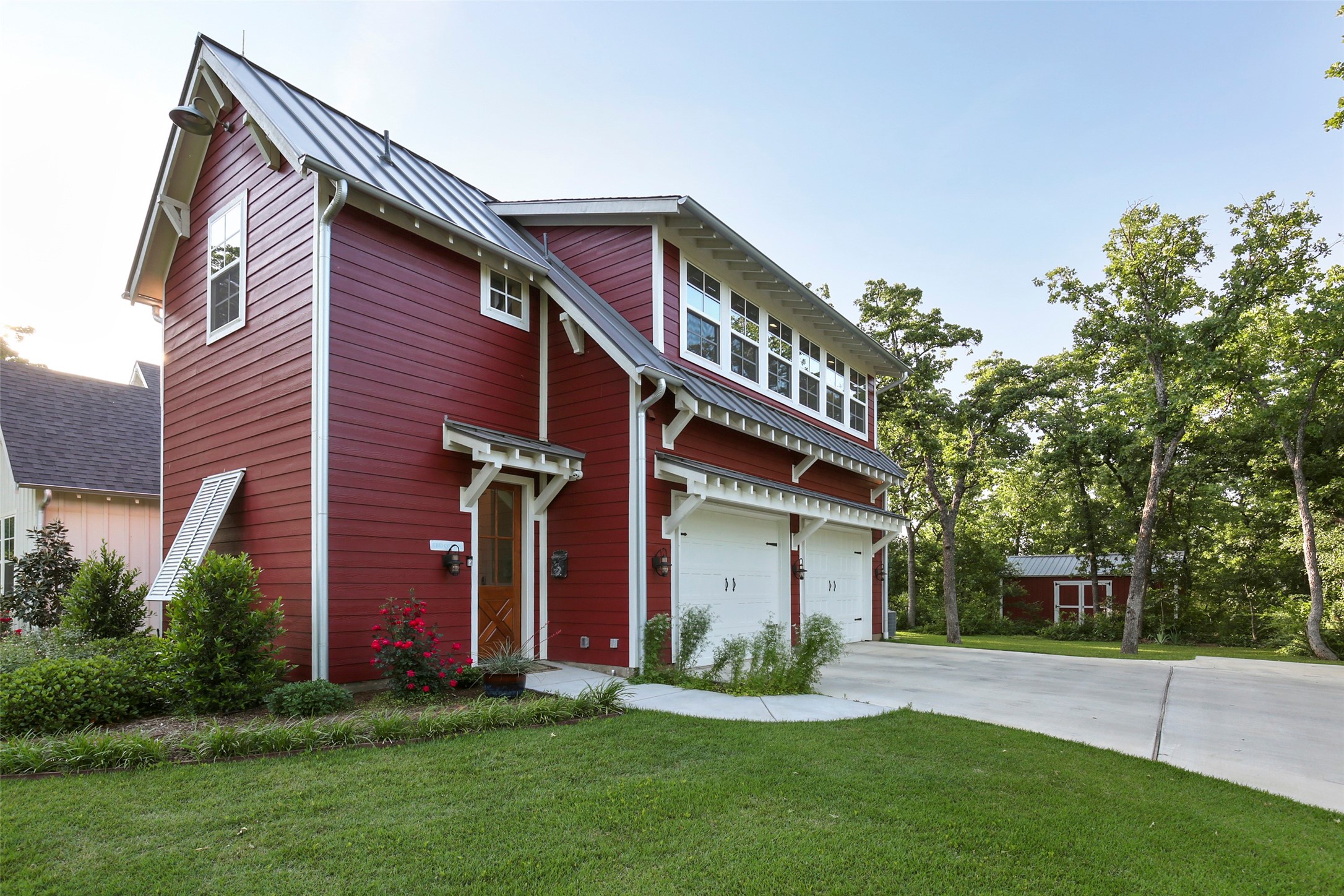 901 Thornridge Circle