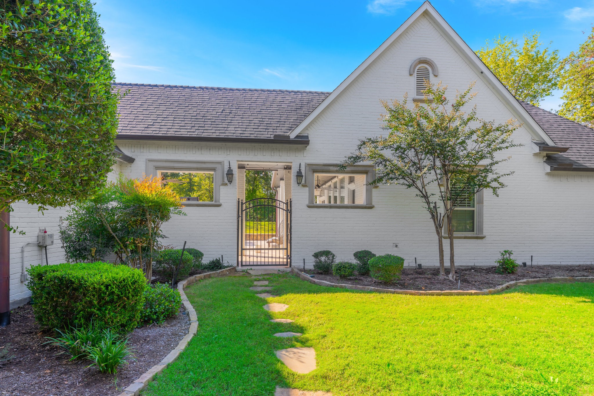 789 Johns Well Court