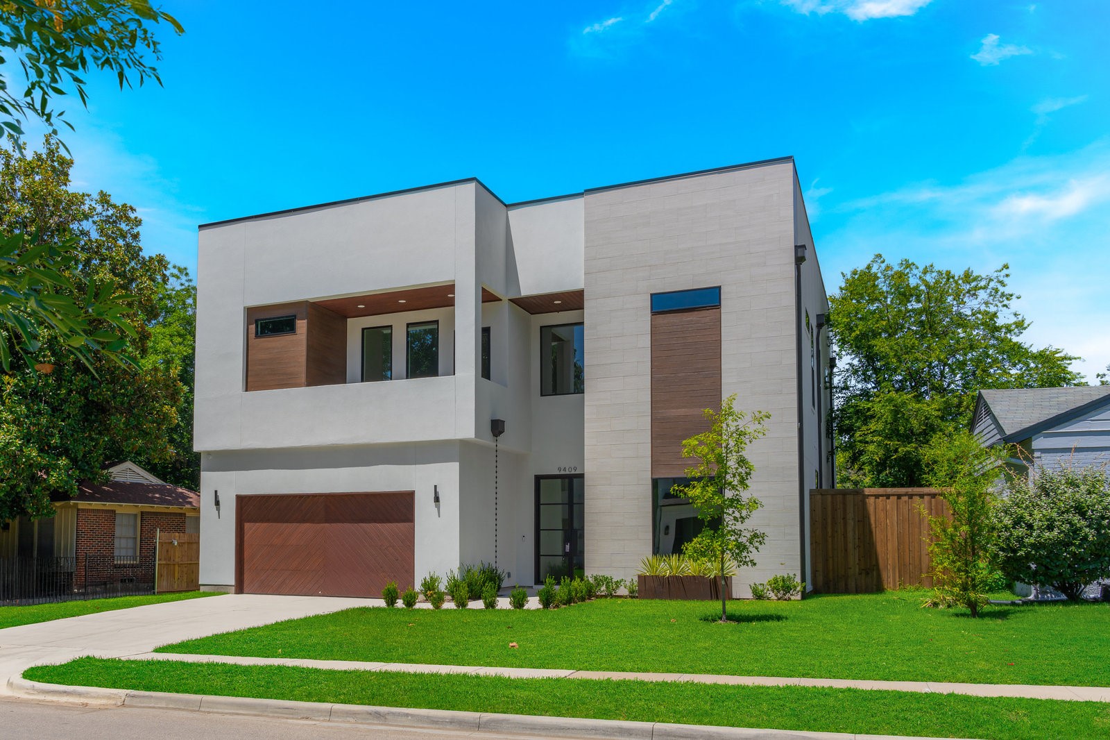 9409 Lenel Place