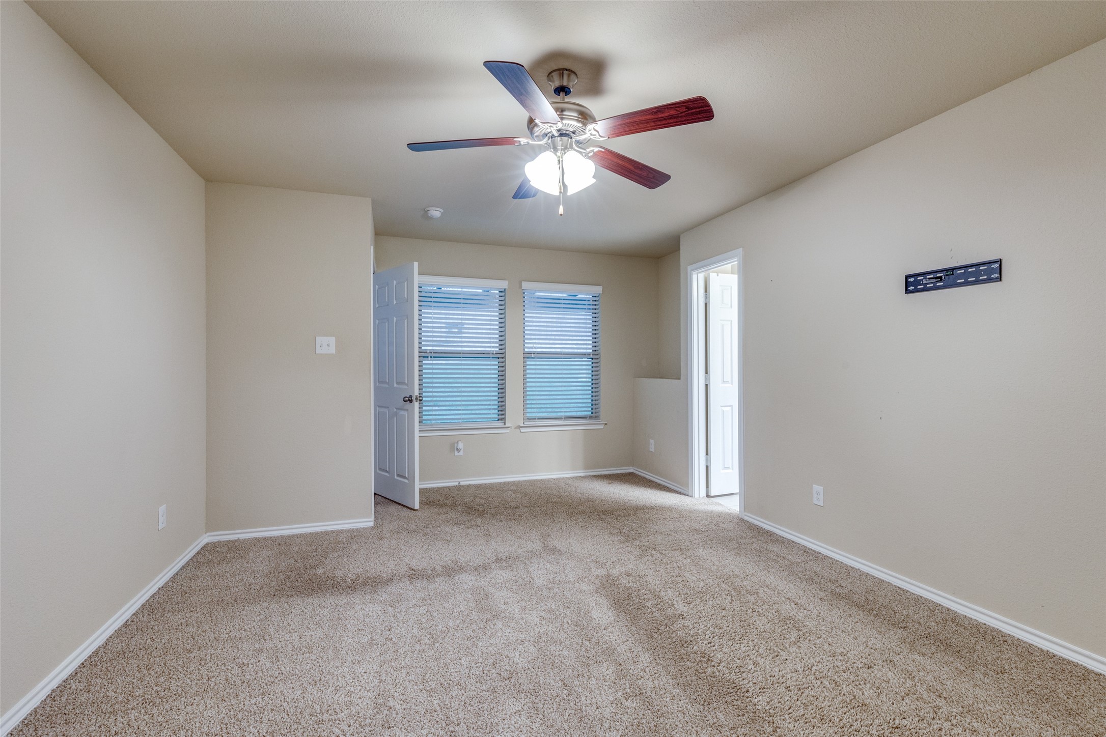 10832 Live Oak Creek Drive