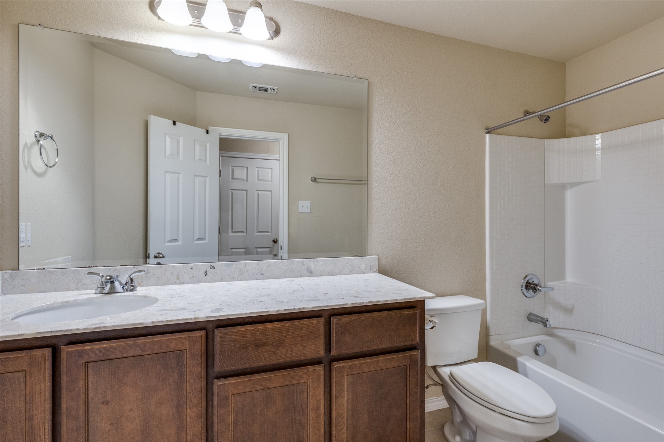 10832 Live Oak Creek Drive