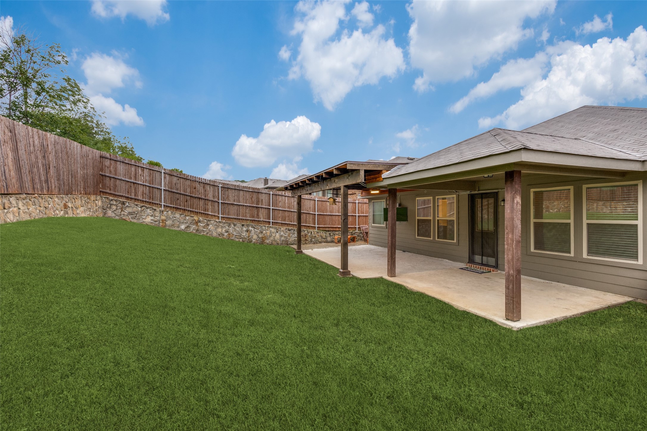 10832 Live Oak Creek Drive