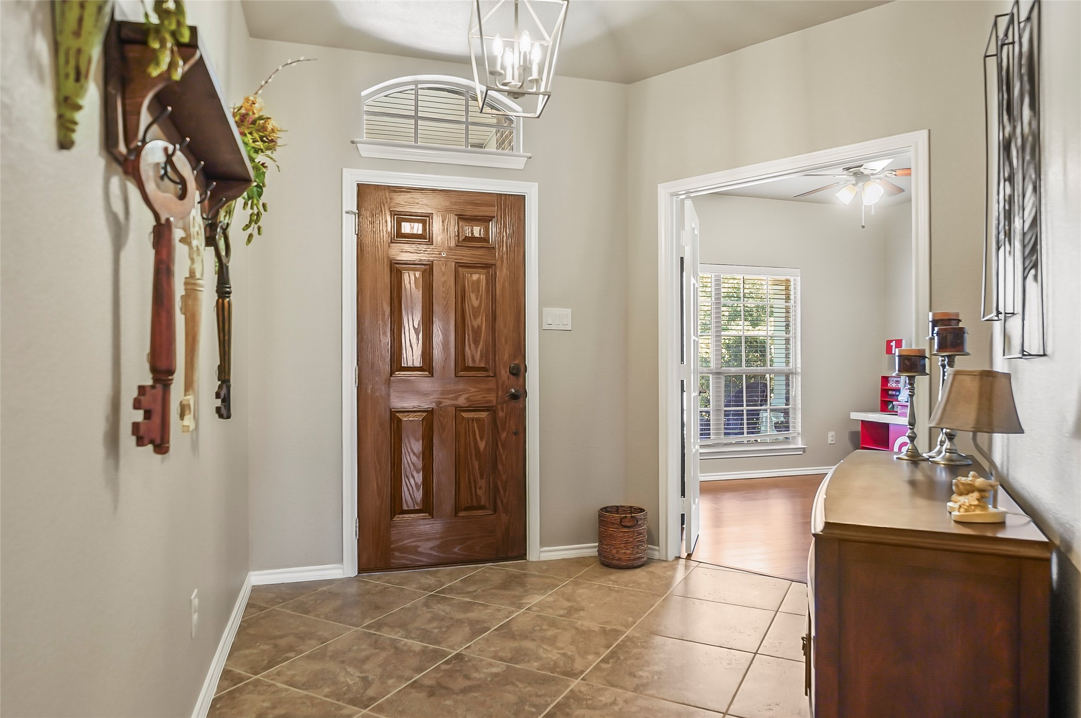 4521 Remuda Lane