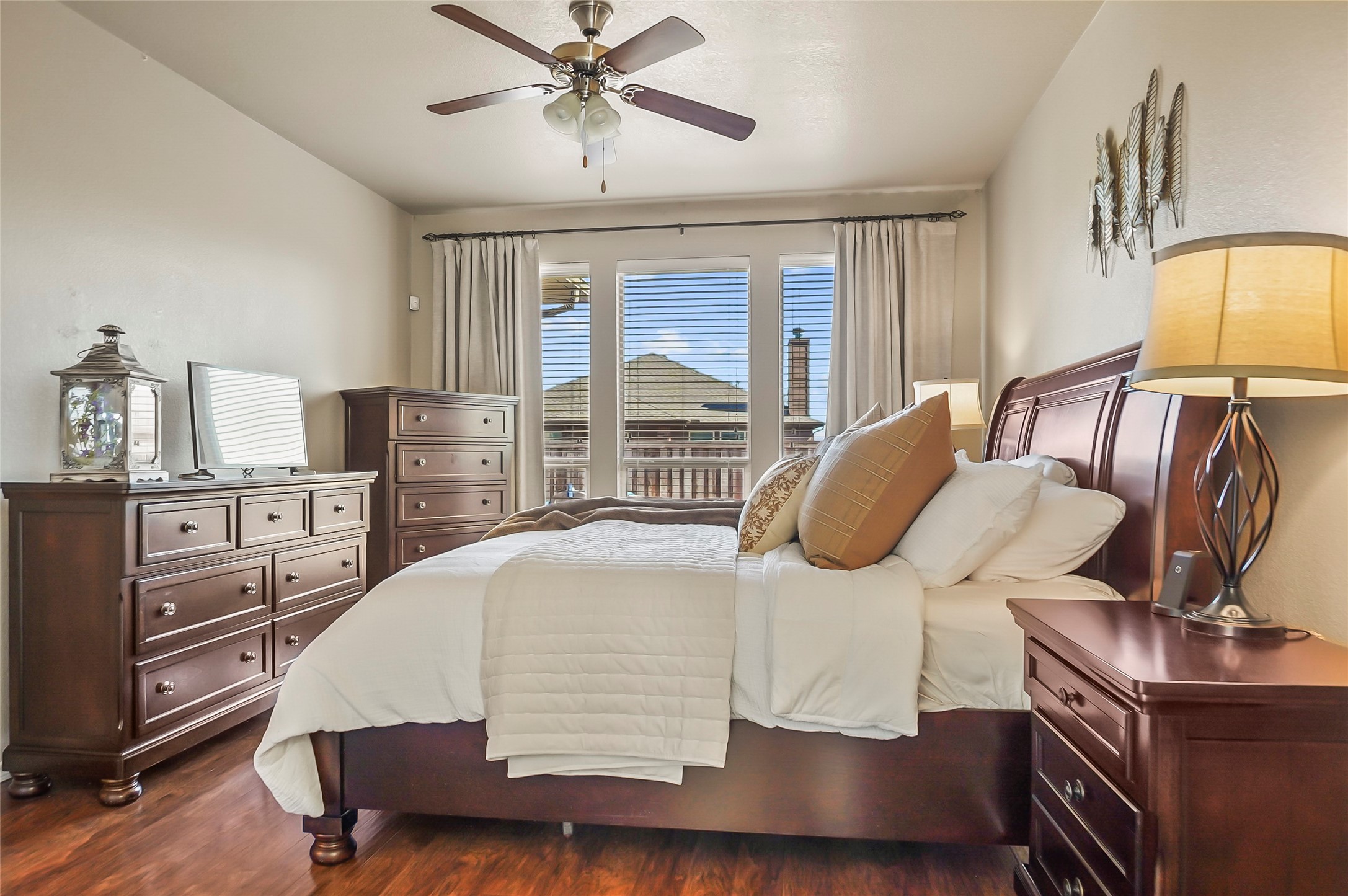 4521 Remuda Lane
