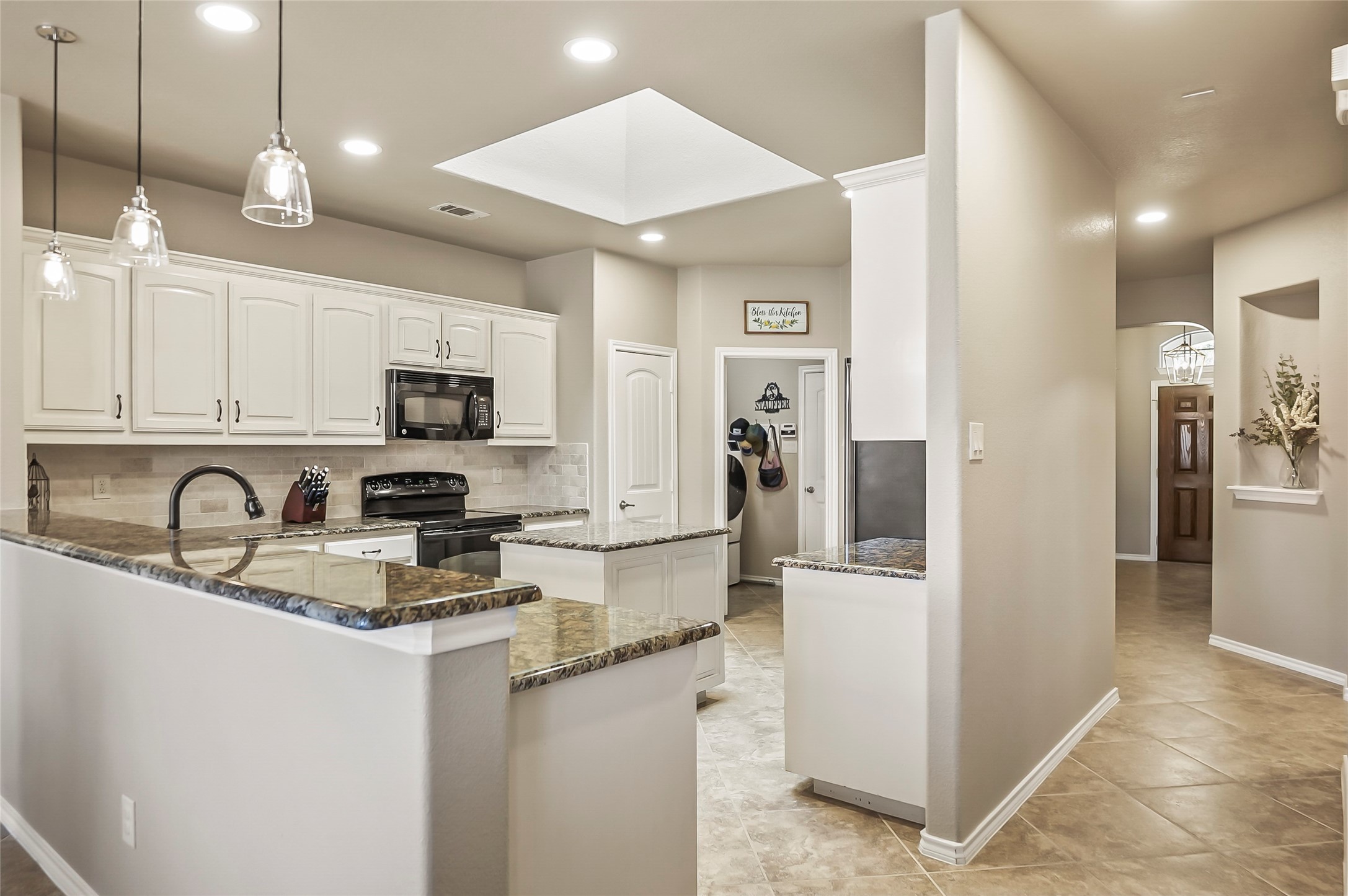 4521 Remuda Lane
