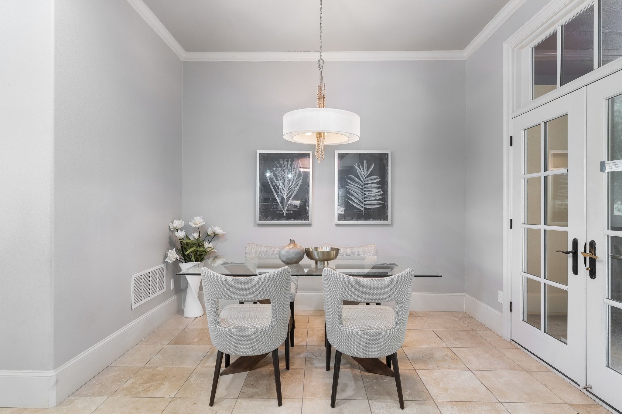 3200 Belmont Street