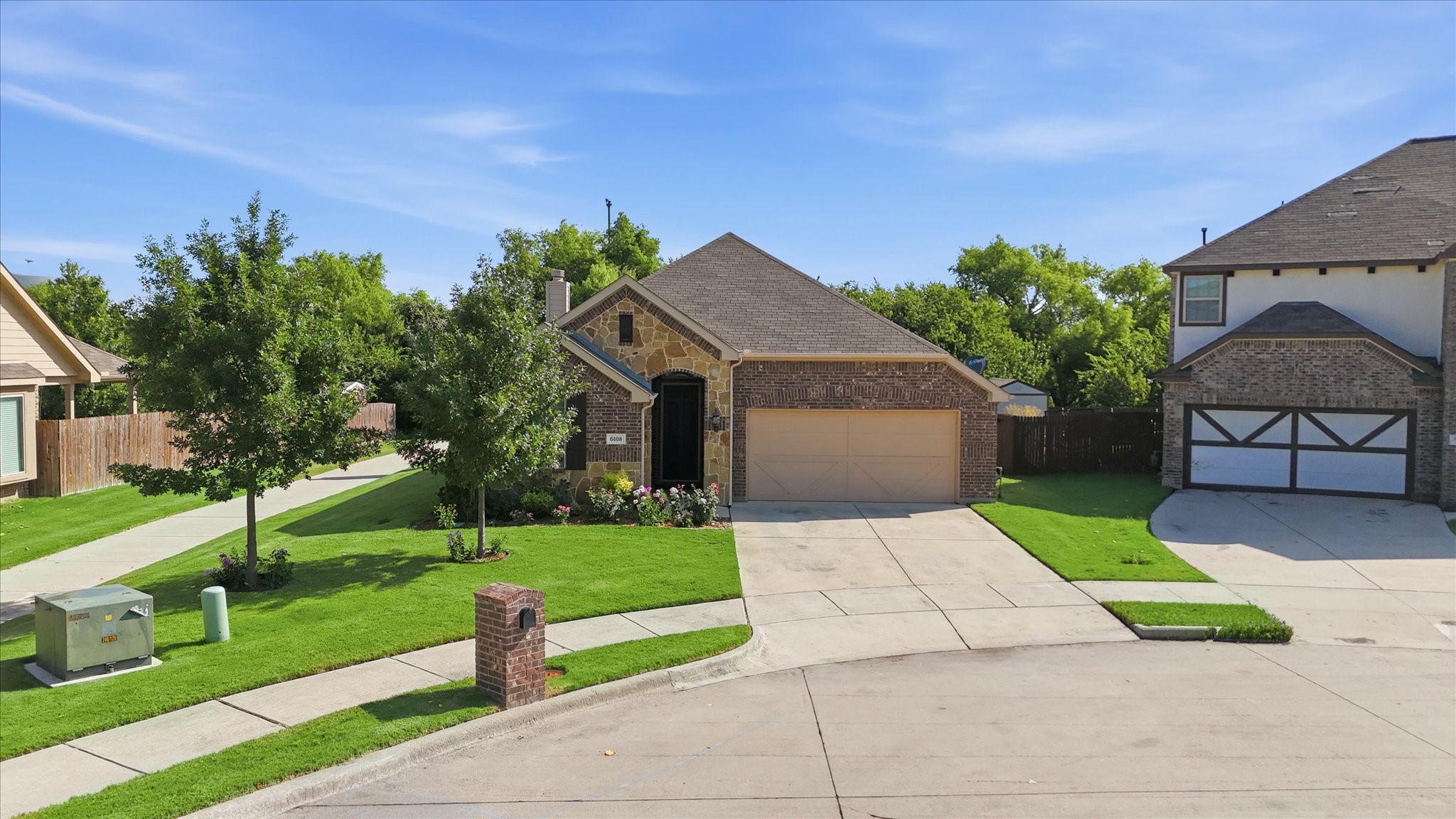 6108 Roaring Creek