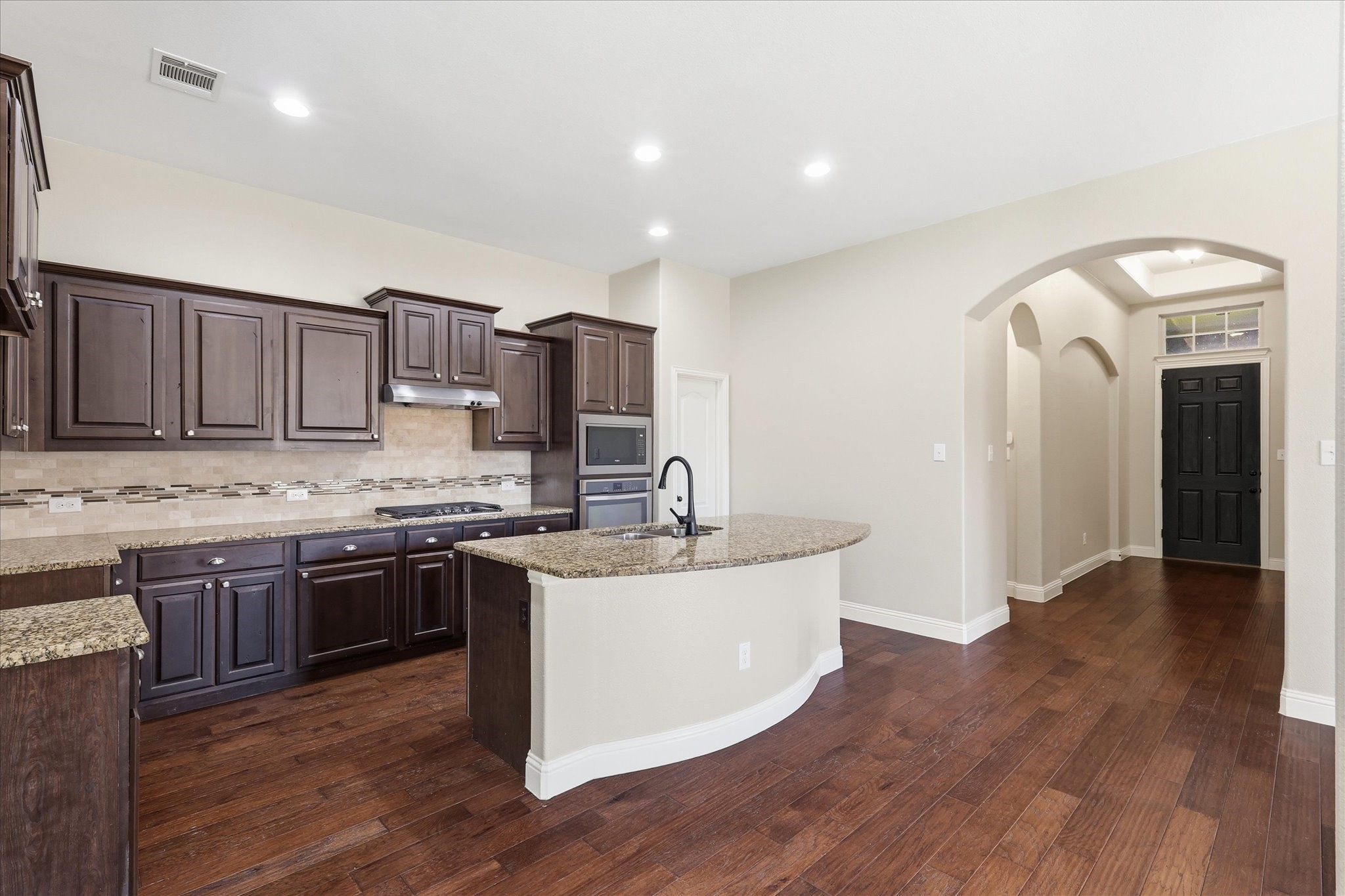 6108 Roaring Creek