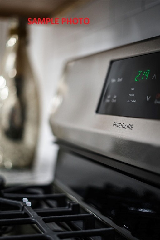 3809 SW Pecan Circle