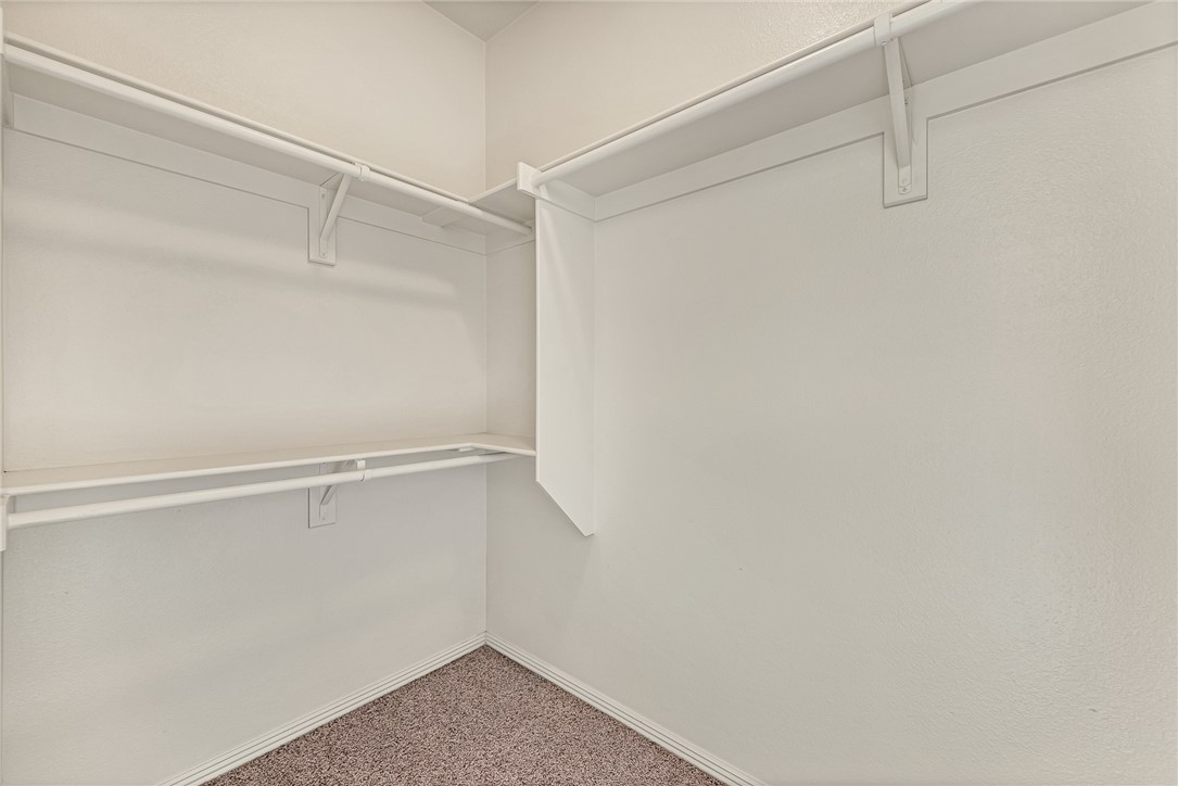 705 SW Summit Chase Road