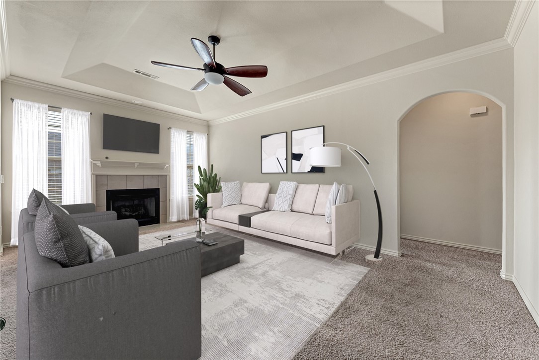 705 SW Summit Chase Road