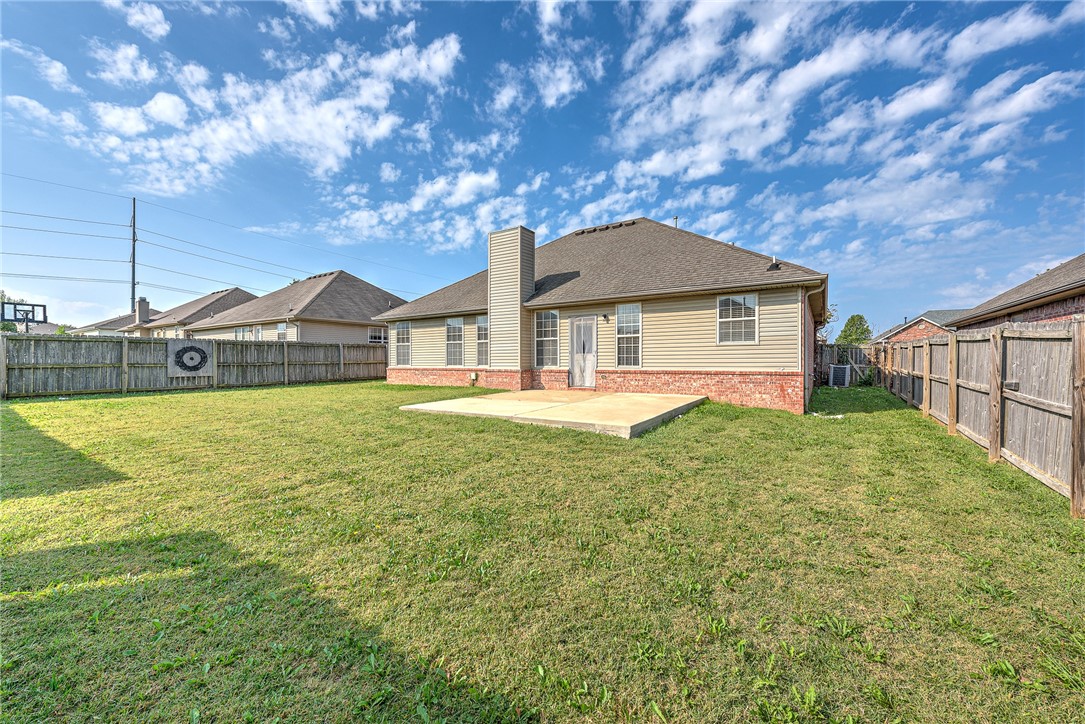 705 SW Summit Chase Road