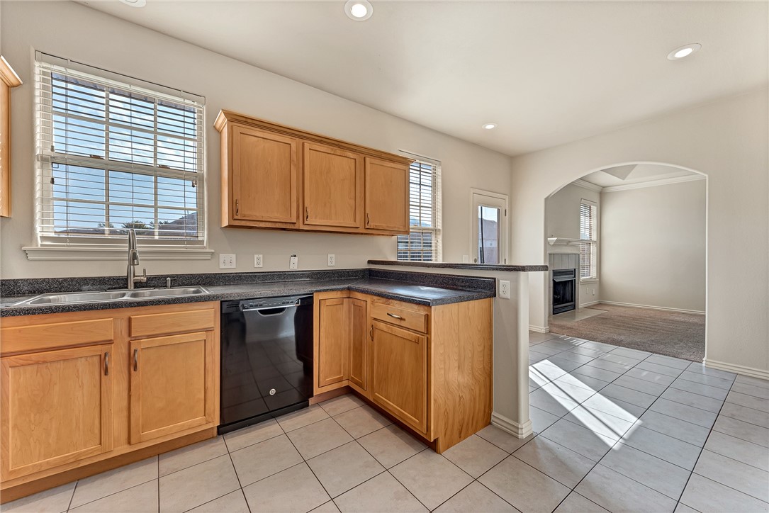 705 SW Summit Chase Road