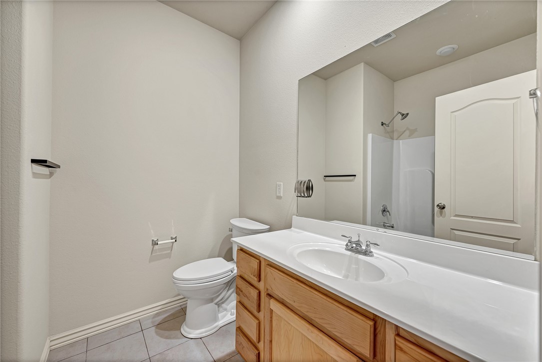 705 SW Summit Chase Road