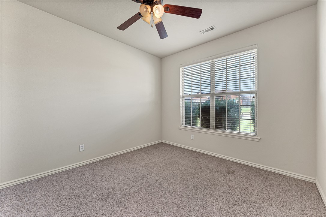 705 SW Summit Chase Road