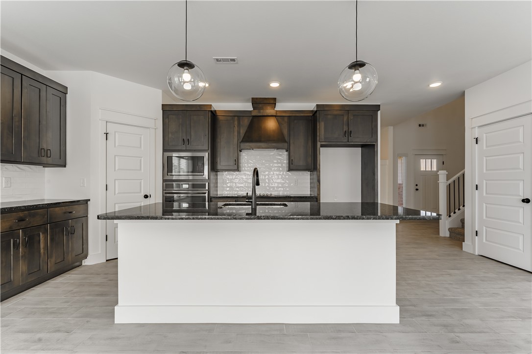 2071 Bluebonnet Lane