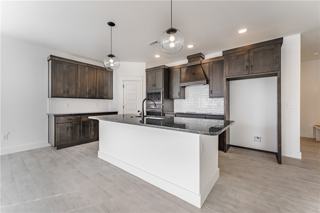 2071 Bluebonnet Lane