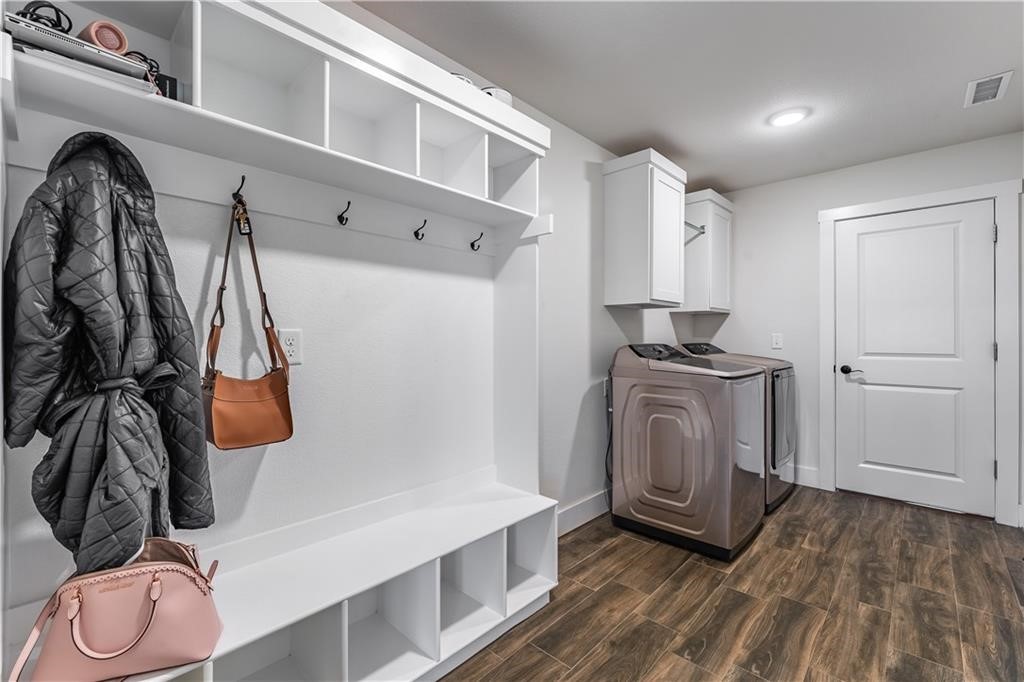 707 Jillian Street