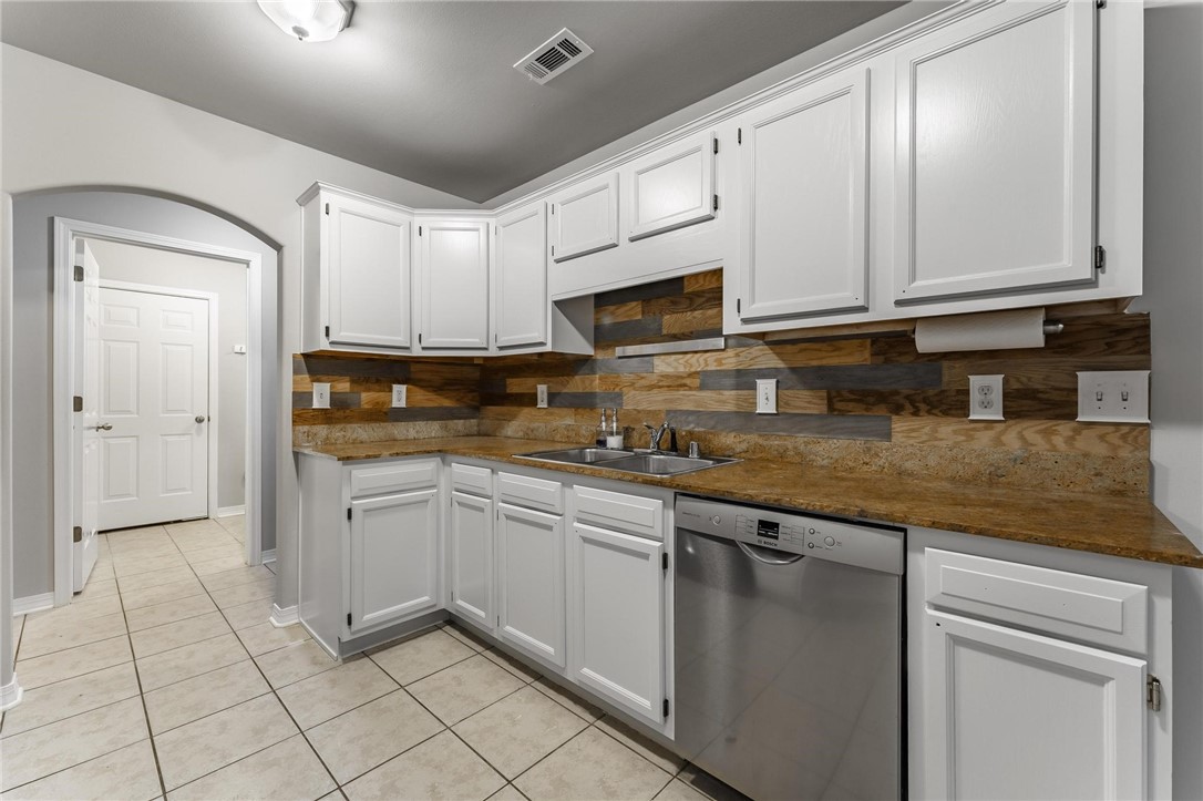 301 Halleck Coach Road