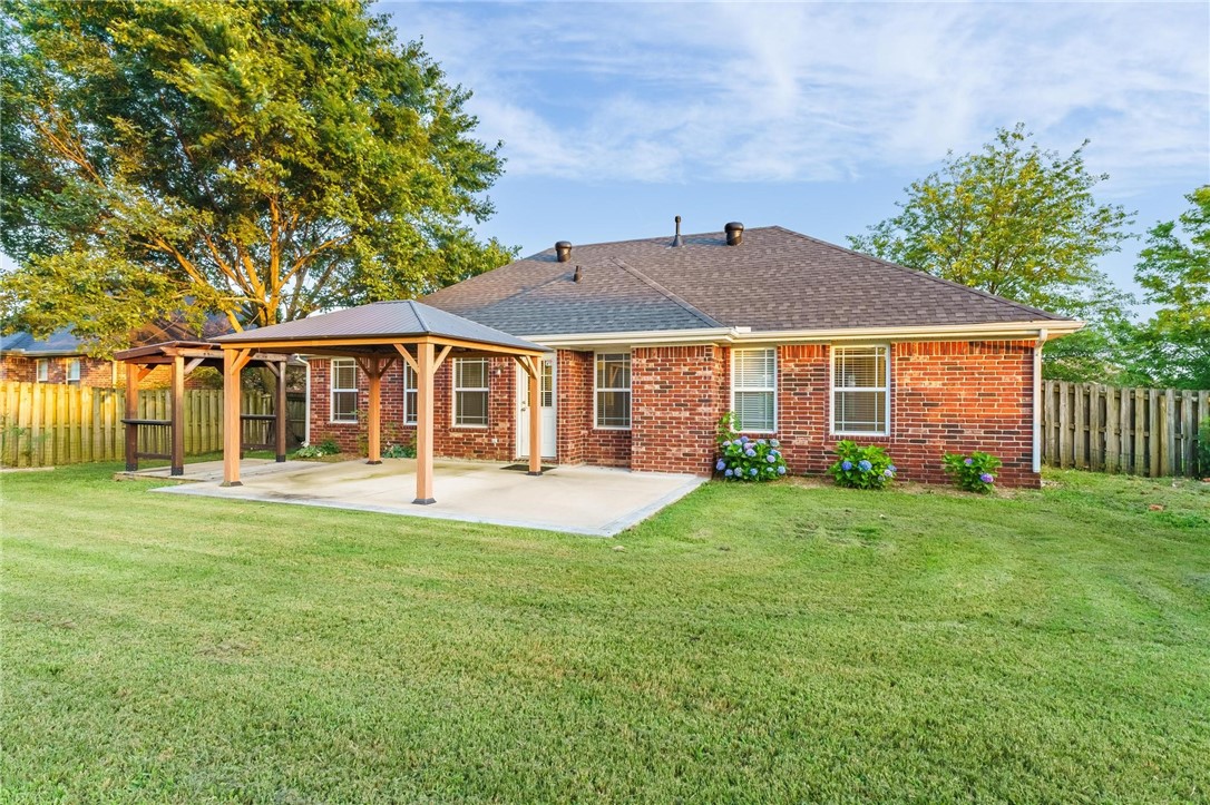301 Halleck Coach Road