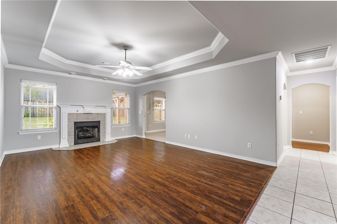 301 Halleck Coach Road