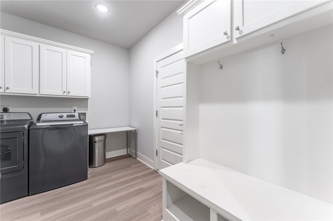 931 Moosehead Street