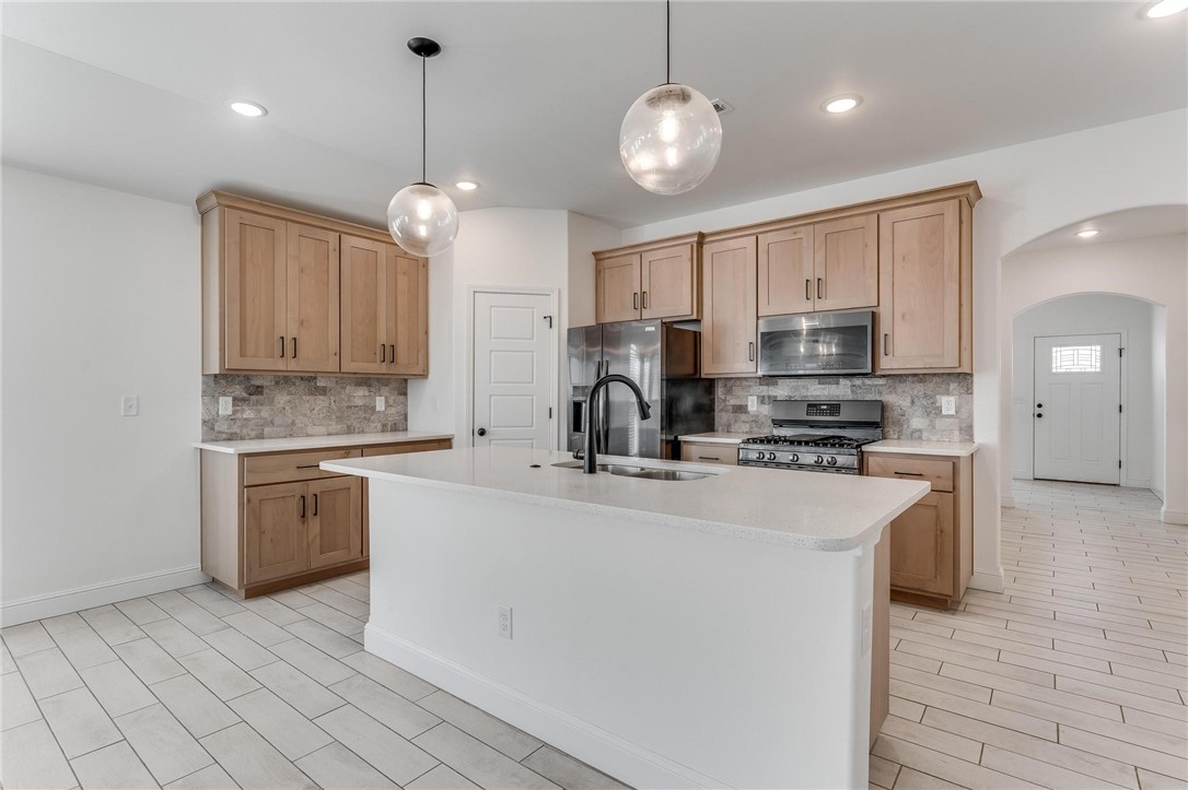 561 Stoneseed Street