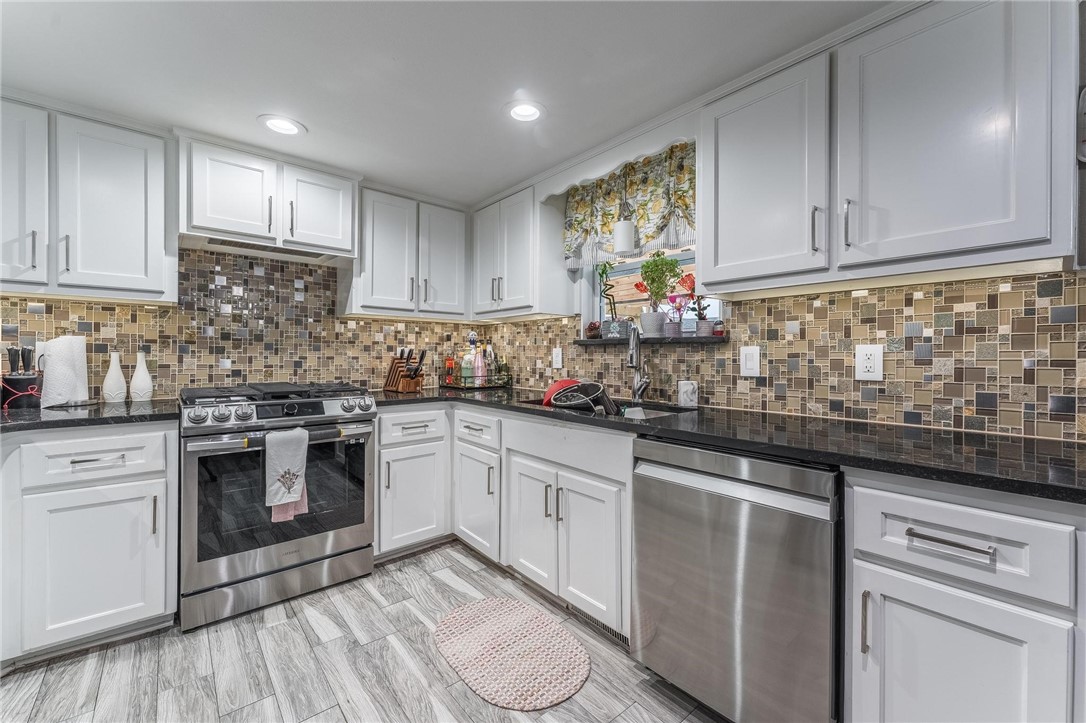 2913 Richwood Circle