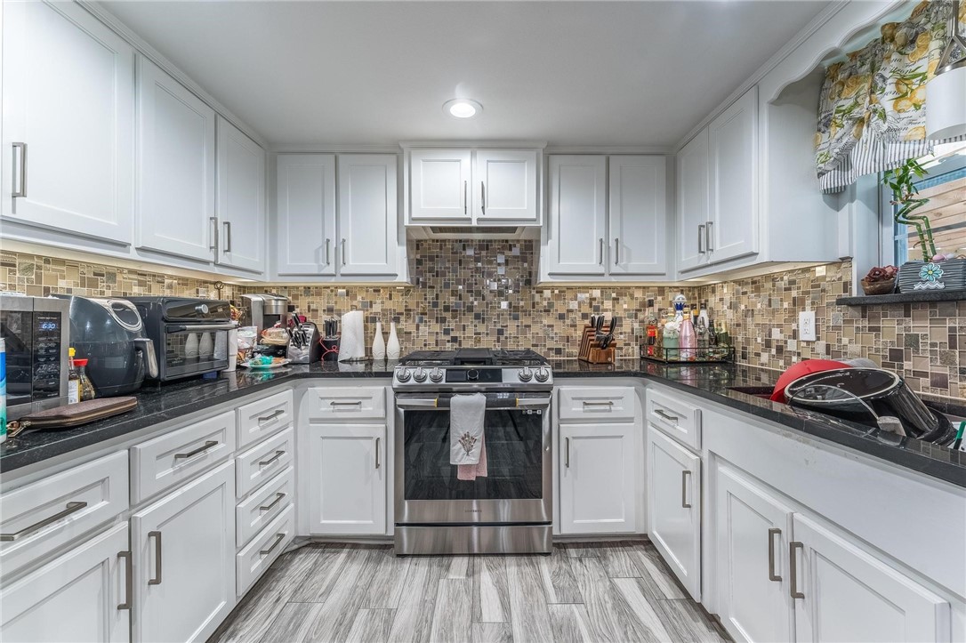 2913 Richwood Circle