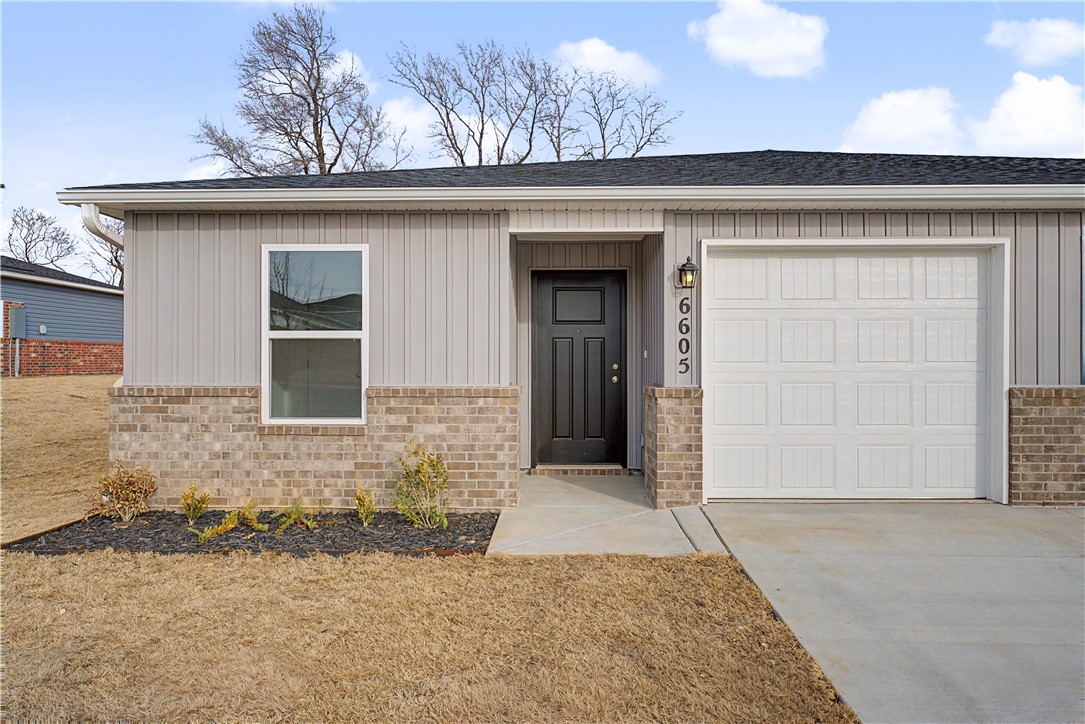 6607 SW Devotion Ave