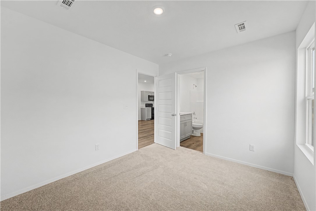 6607 SW Devotion Ave