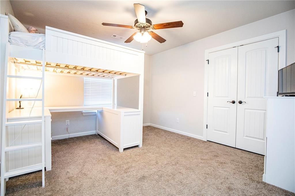 1700 Abbey Lane
