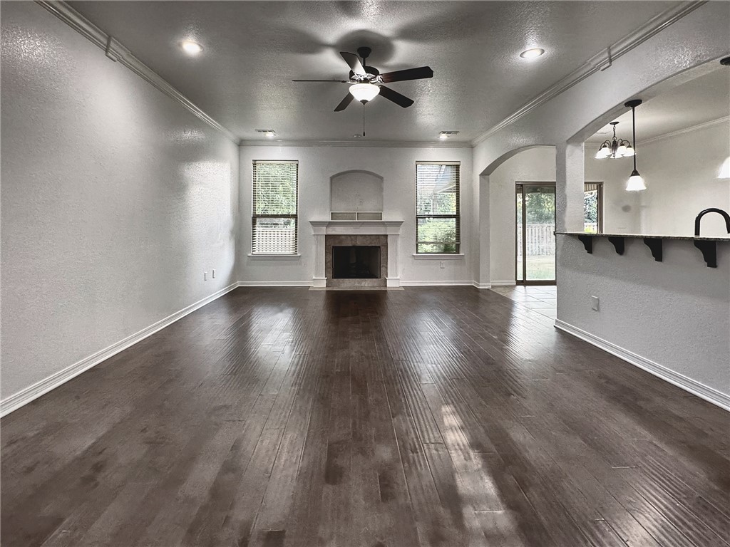 2700 Calm Ridge