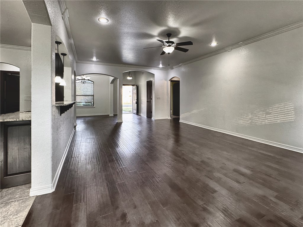 2700 Calm Ridge