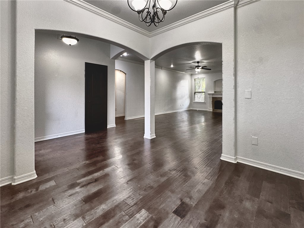 2700 Calm Ridge