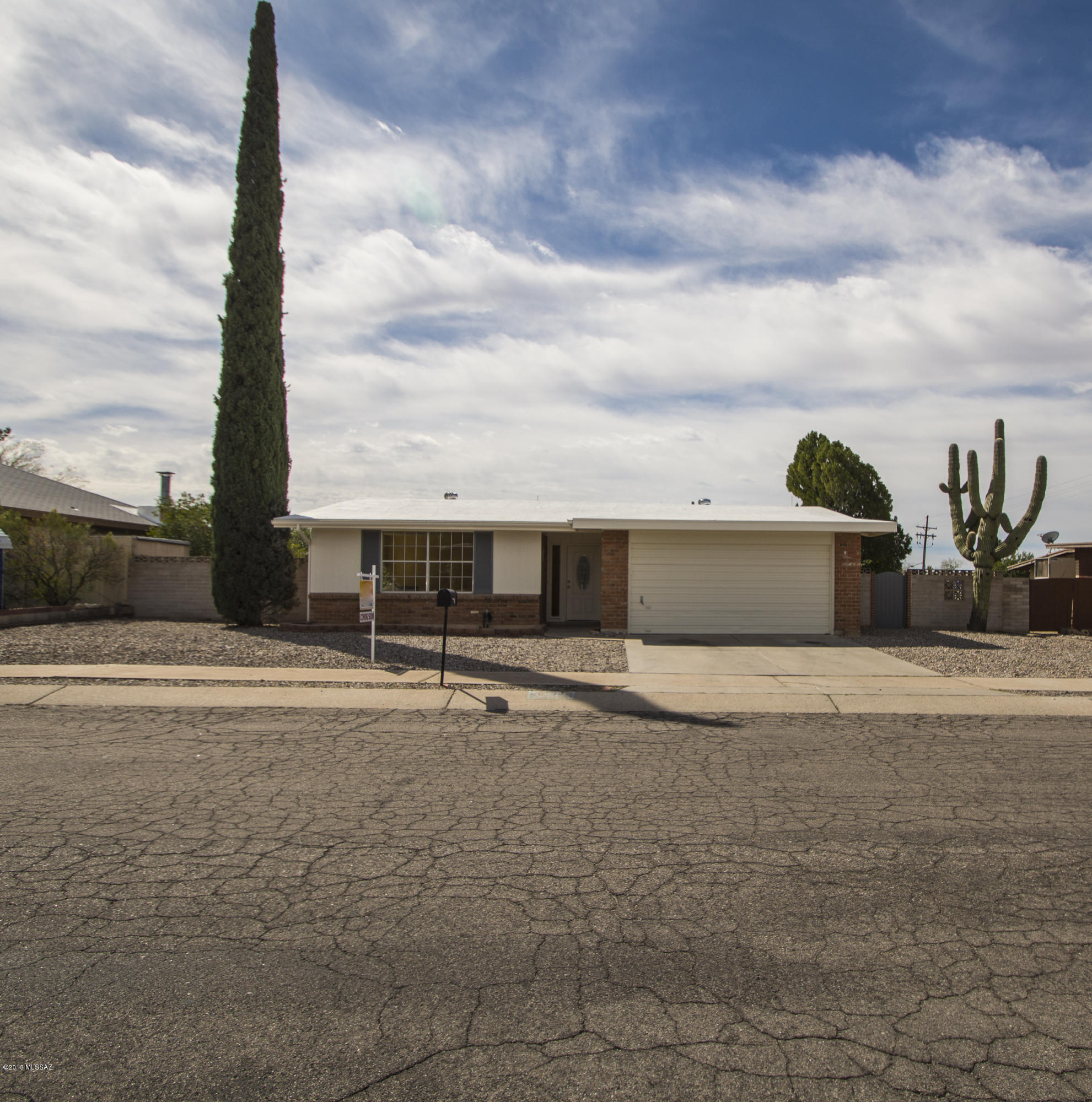 9108 E Palm Tree Drive