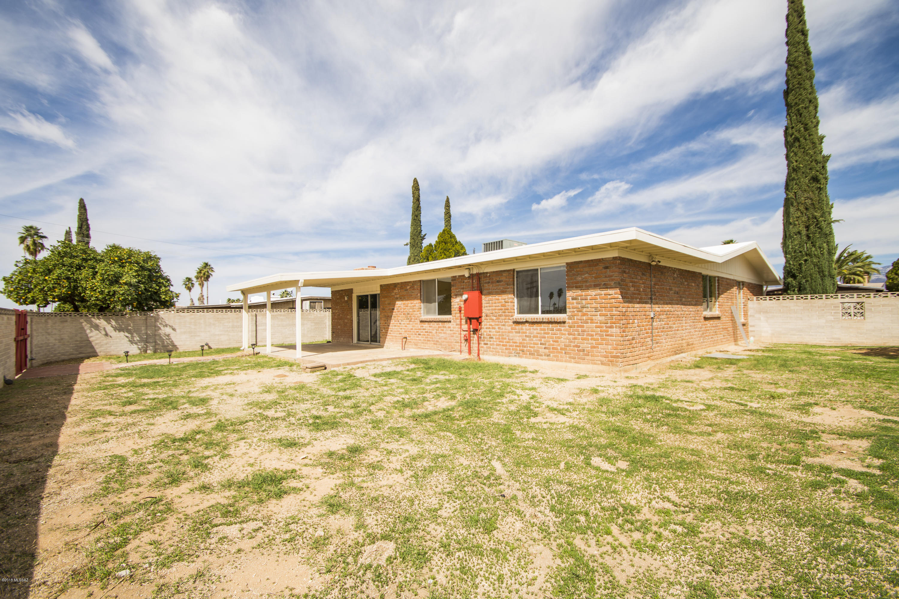 9108 E Palm Tree Drive