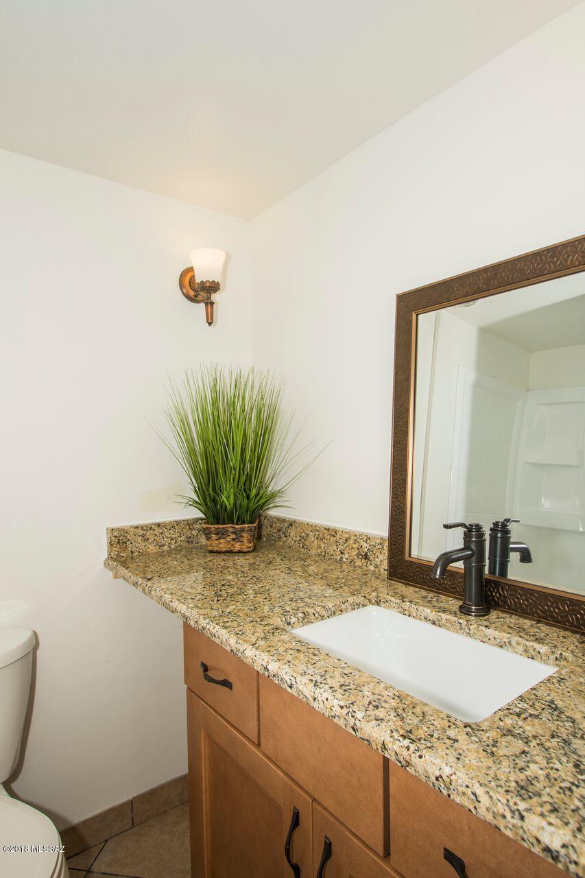 9108 E Palm Tree Drive