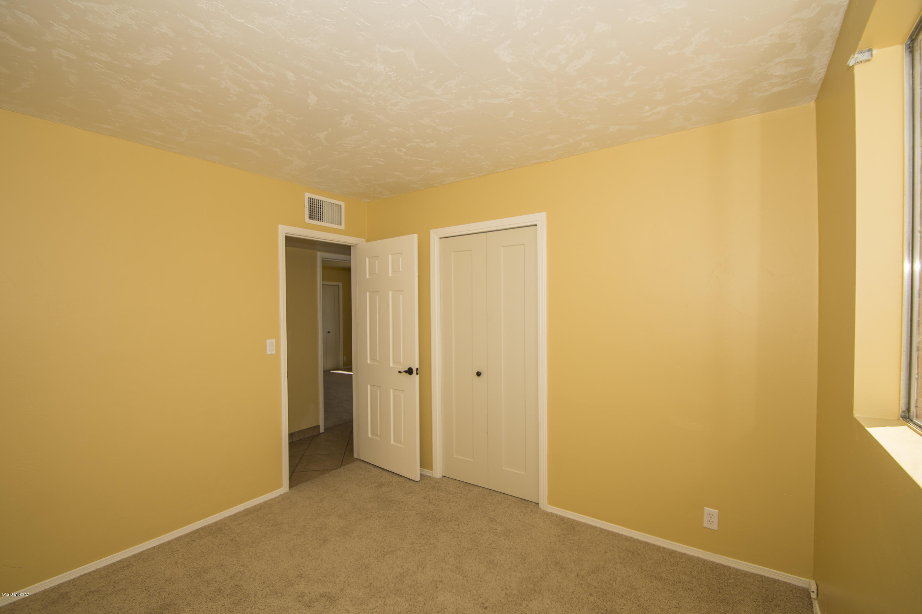 9108 E Palm Tree Drive