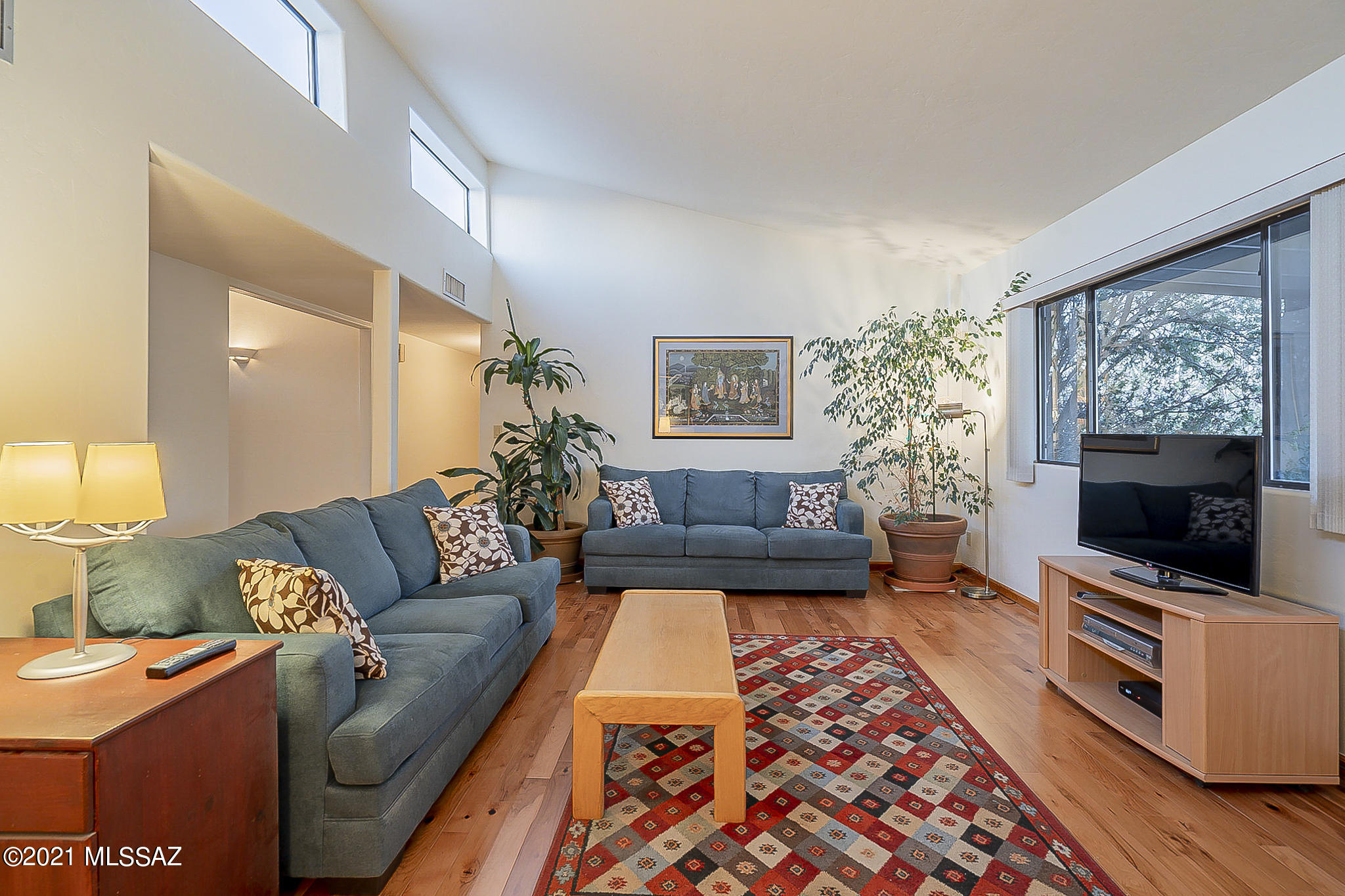 4960 E Ave Del Cazador