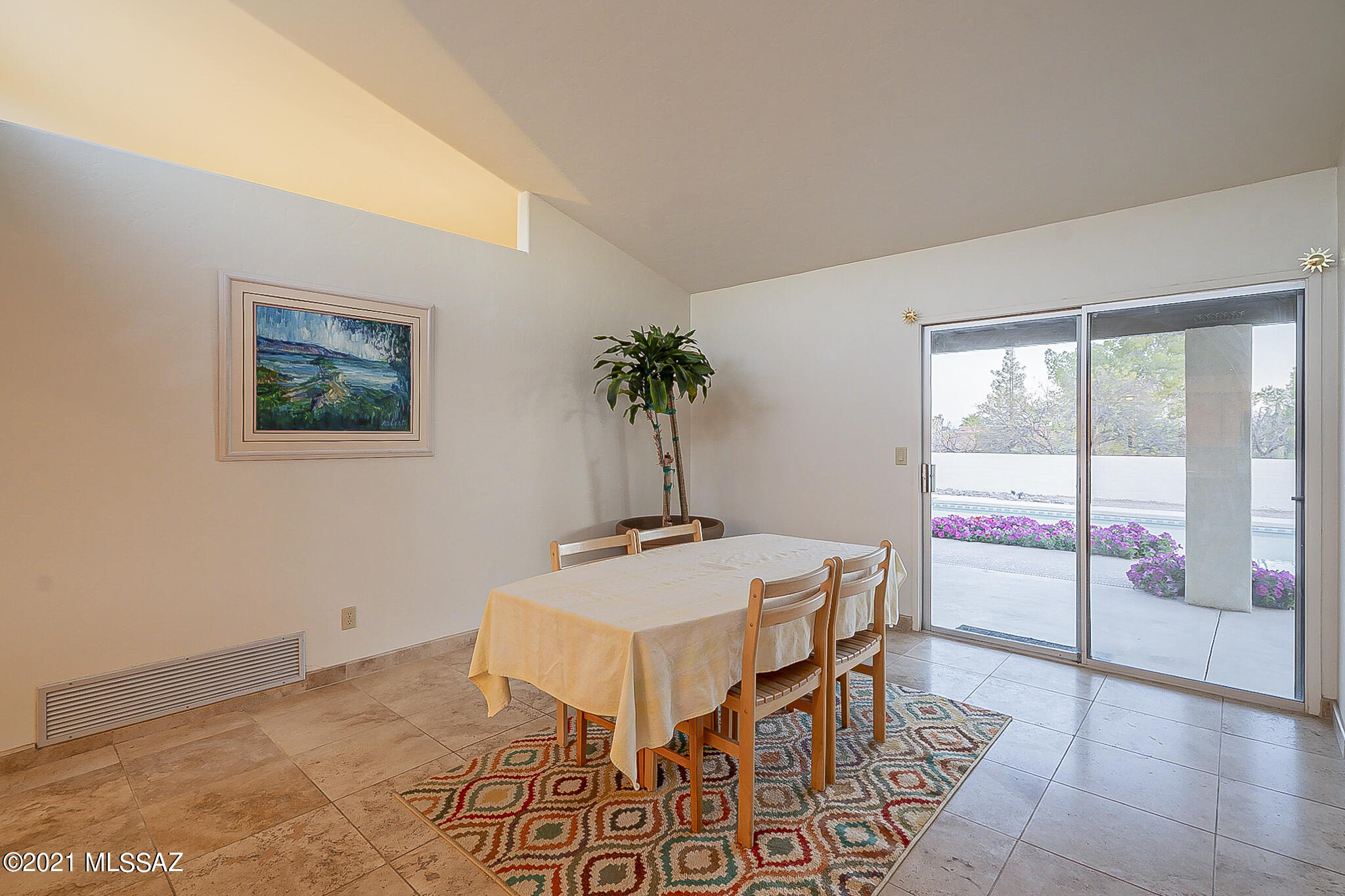 4960 E Ave Del Cazador