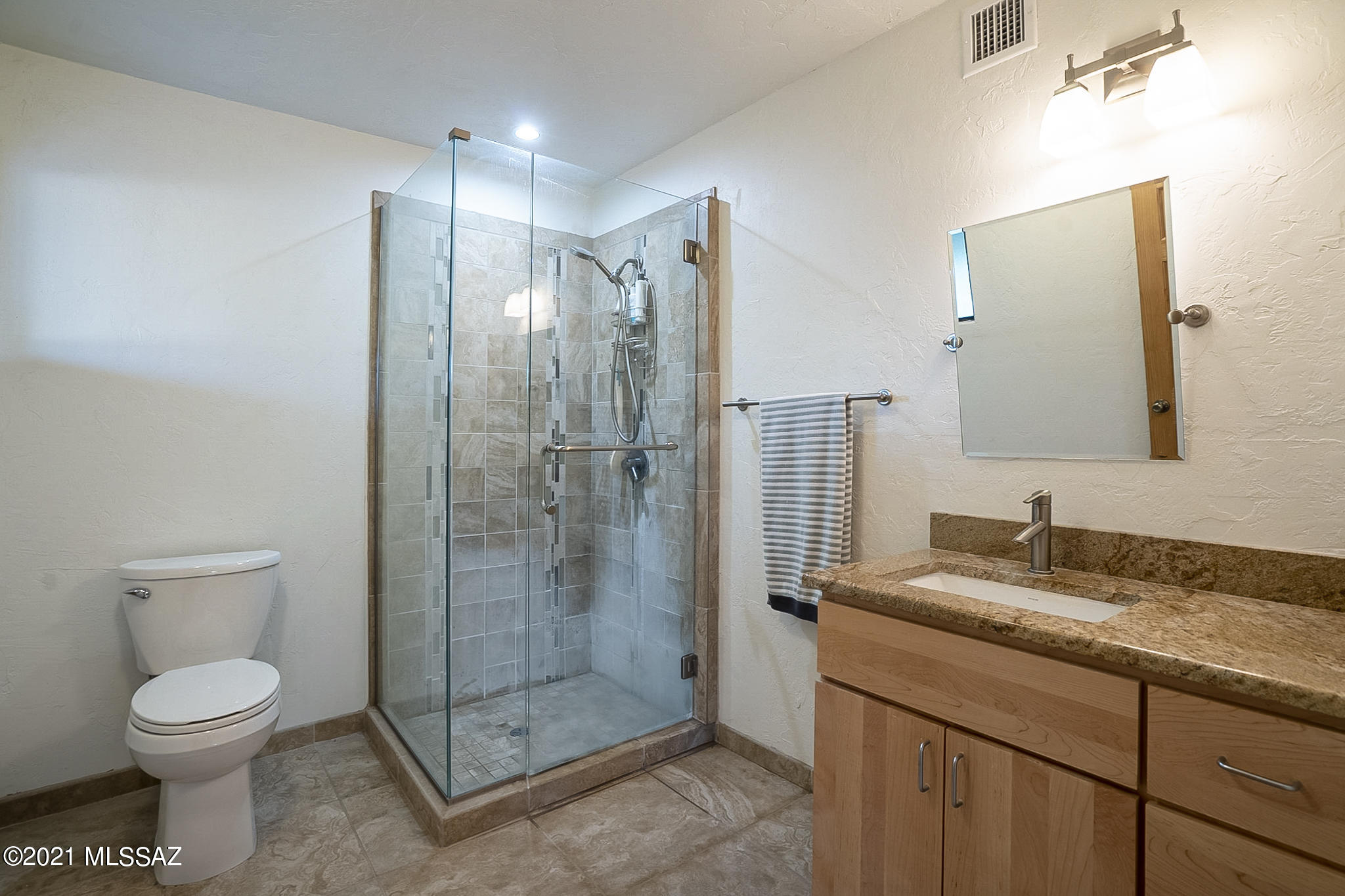 4960 E Ave Del Cazador