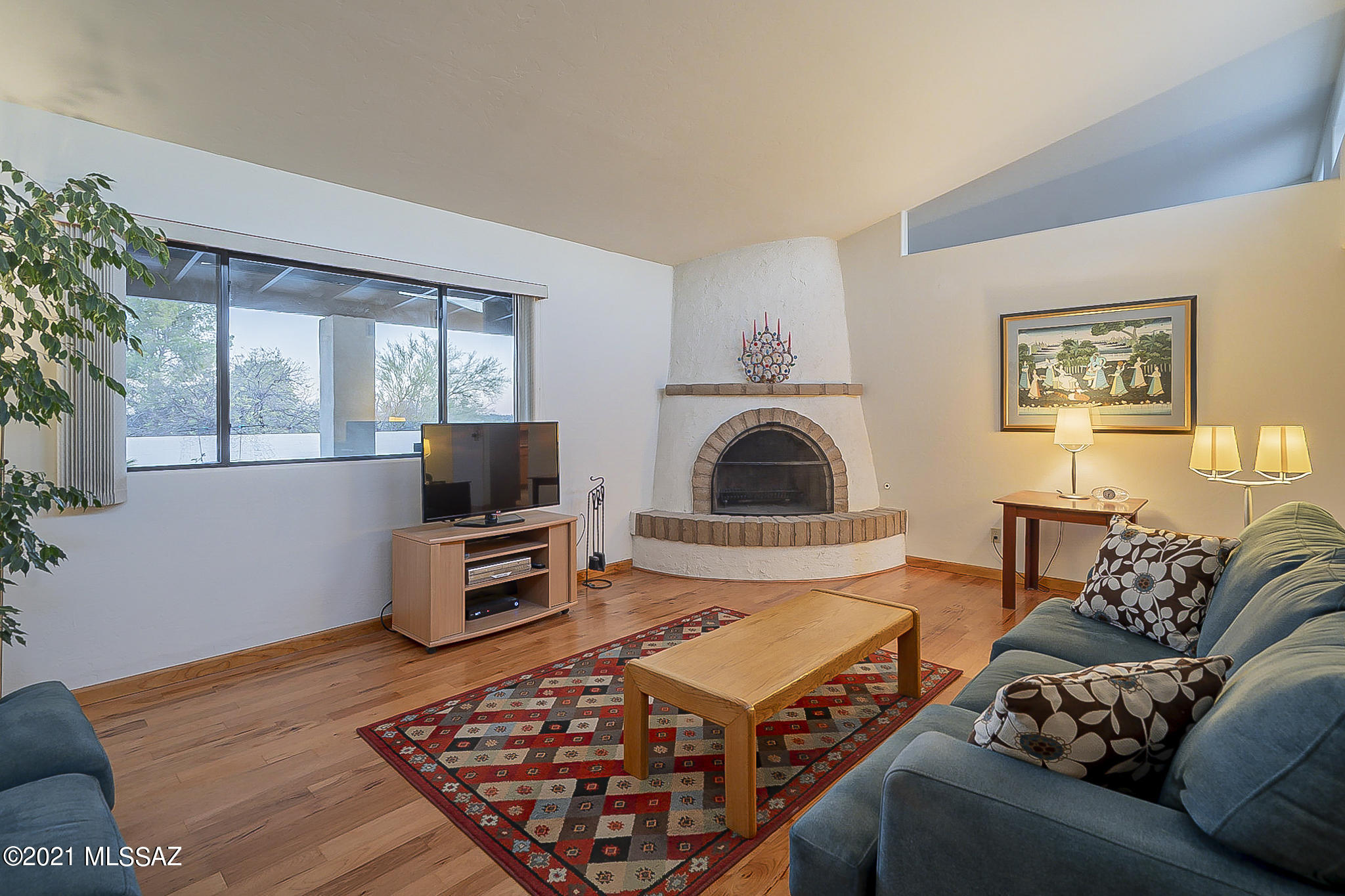 4960 E Ave Del Cazador