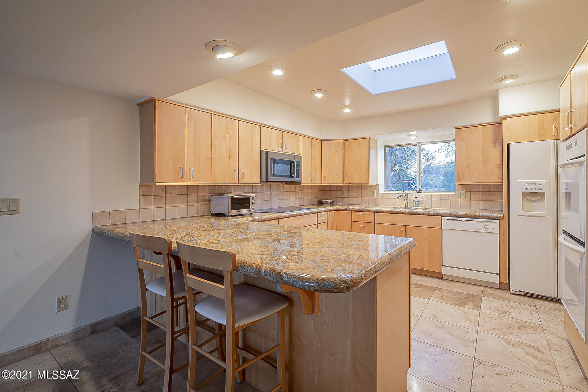 4960 E Ave Del Cazador