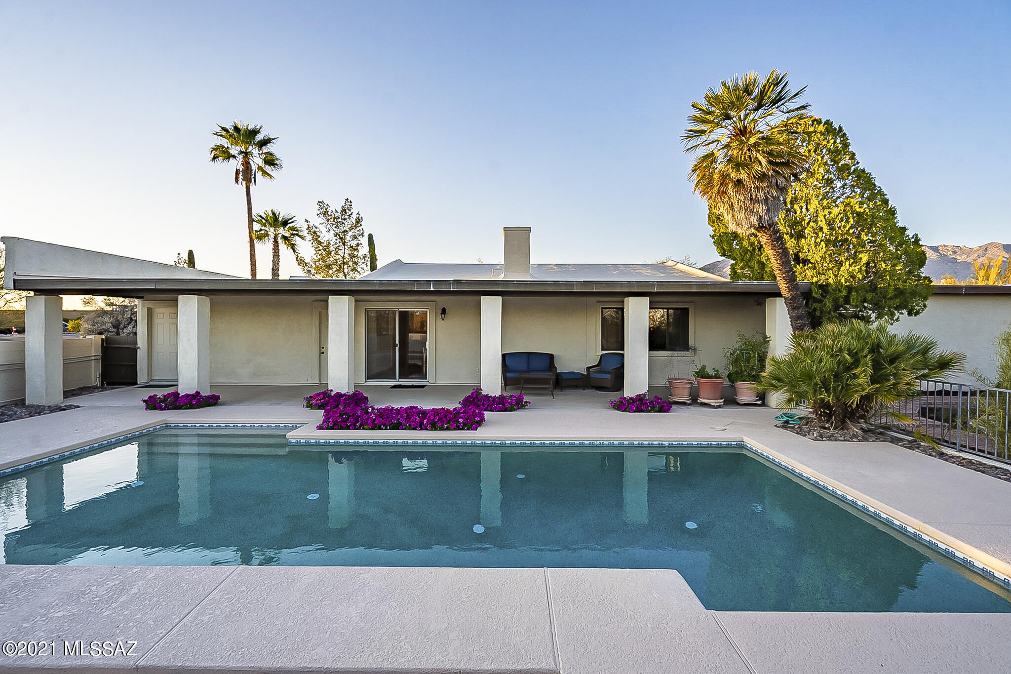 4960 E Ave Del Cazador