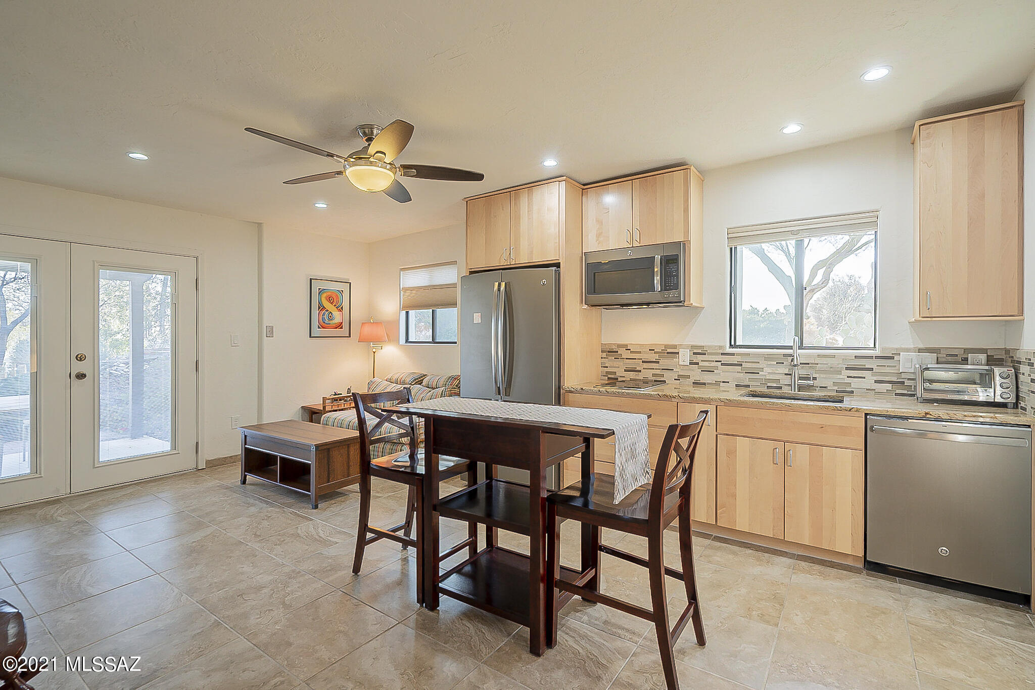 4960 E Ave Del Cazador