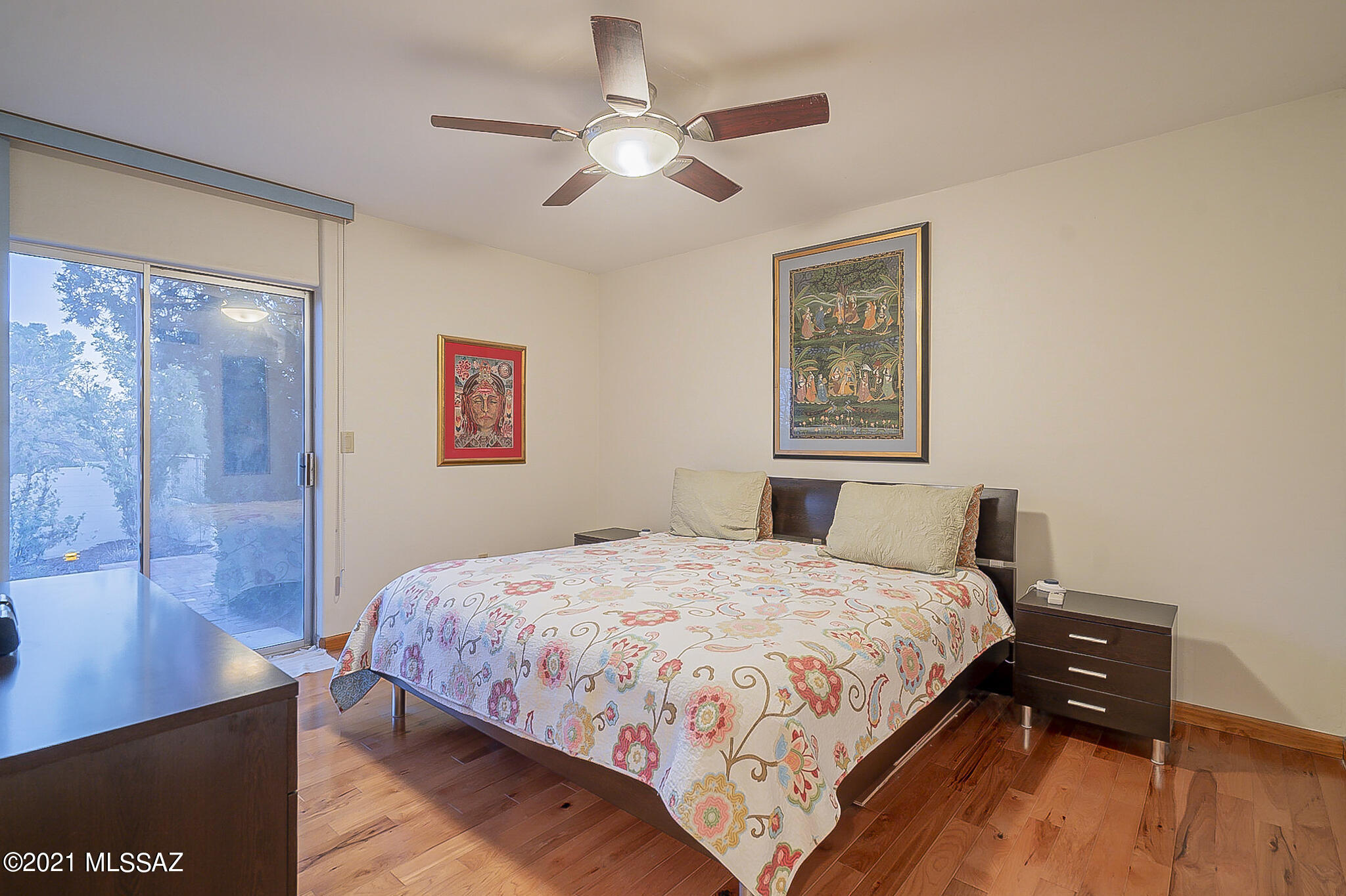 4960 E Ave Del Cazador