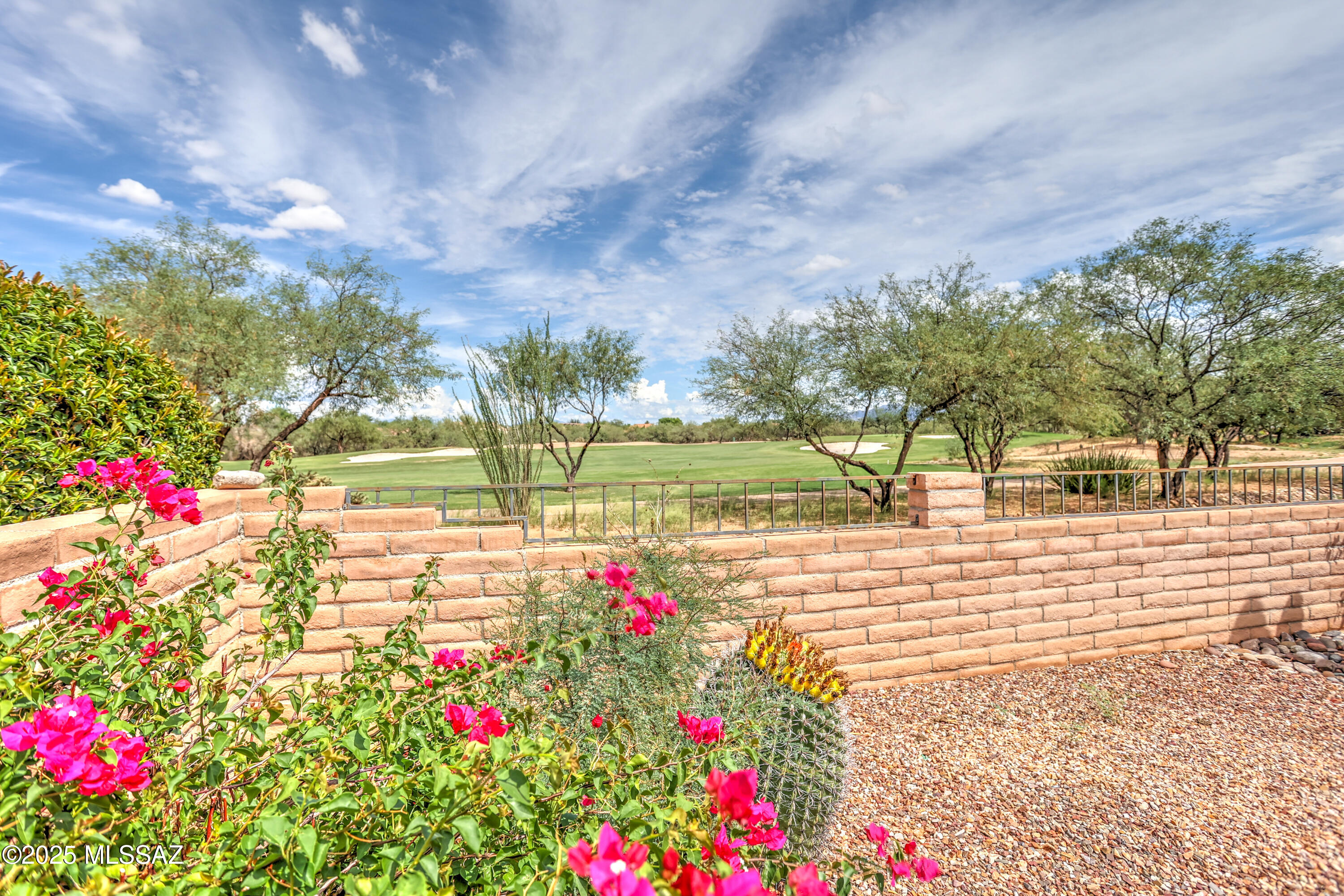 2303 E Desert Pueblo Pass