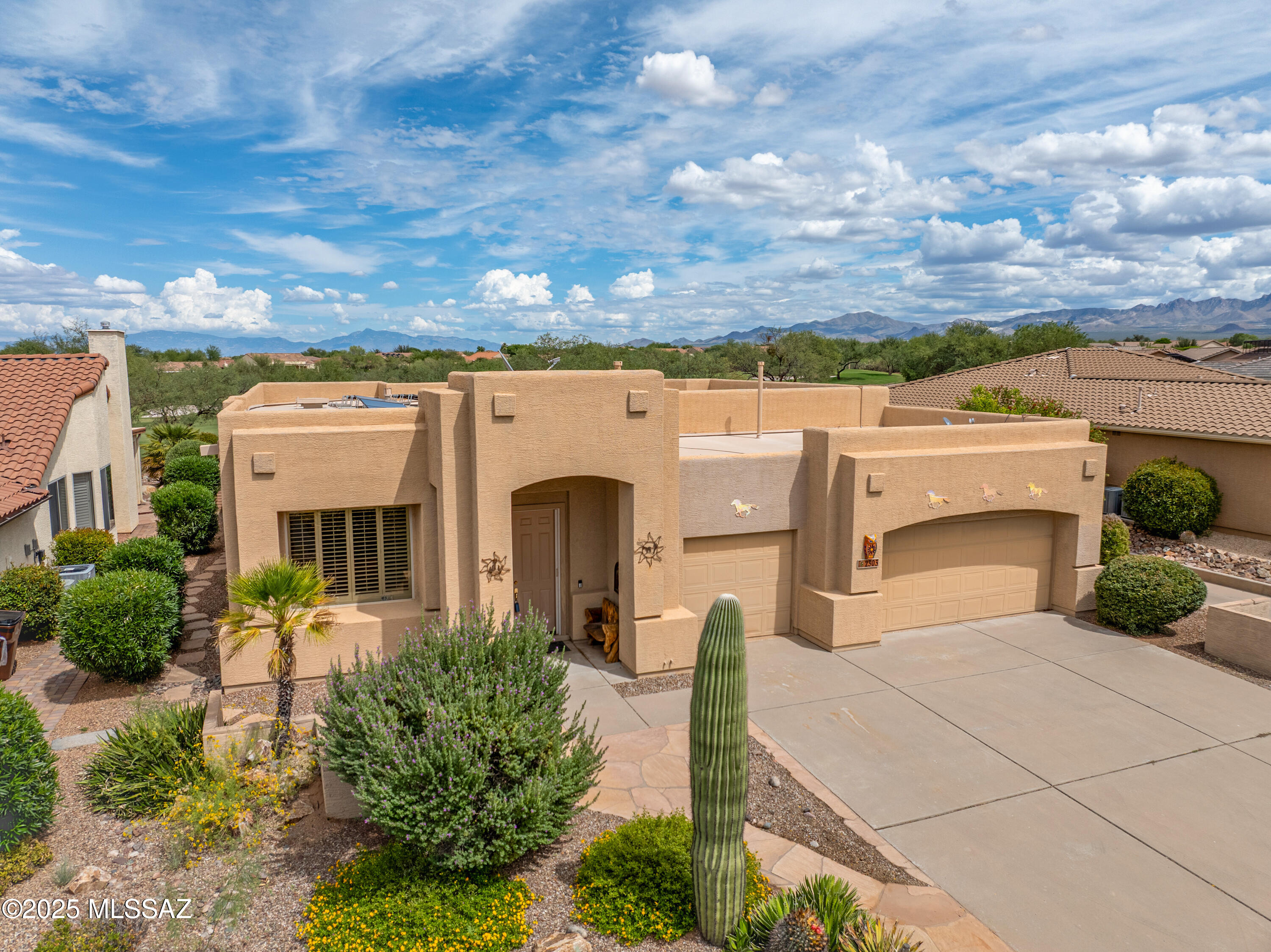 2303 E Desert Pueblo Pass
